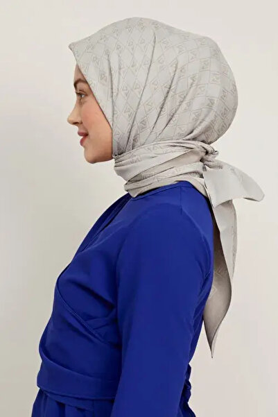 Madame Polo وشاح جاكار حريري بنمط مونوغرام - مينك