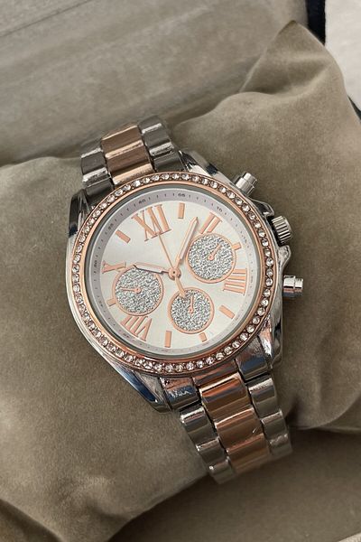 Leerybee Meet the Combination with a Dazzling Bracelet!Best Women's Wristwatch
