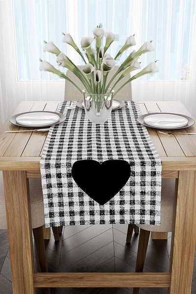 Cango Home Runner cu imprimare digitală cu model de inimă în carouri alb-negru Cgh1008-rn