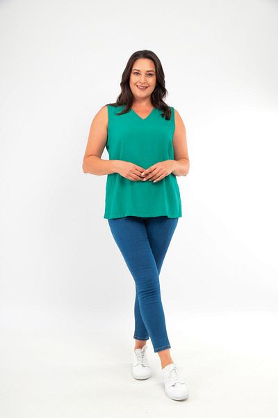 Trend42plus Plus Size V-Neck Slit Detailed Sleeveless Green Blouse