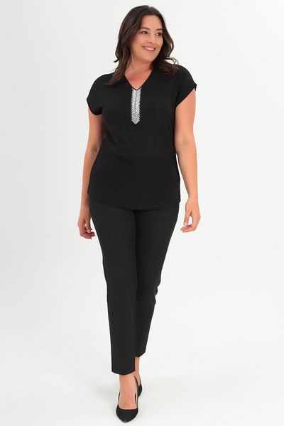 SERTUĞ Trend42Plus Plus Size Collar Stone Printed Low Sleeve Black Blouse