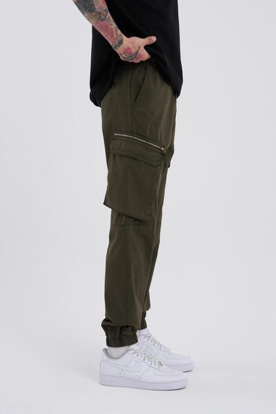 Machinist Σκούρο Χακί Ανδρικό Jogger Jean - Λεπτομέρεια τσέπης Cargo