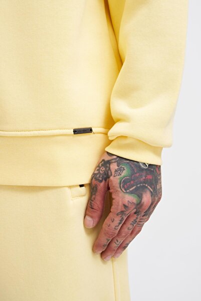 Machinist Men's Basic Crew Neck Oversize Yellow Sweatshirt