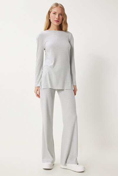 Lovelyİstanbul Ανοιχτό γκρι πλεκτό σετ μπλούζας και παντελονιού - Άνετο σχέδι...