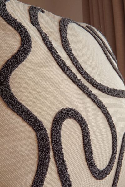 Pilloveland Punch Embroidered Linen Look Throw Pillow Cover - 43*43 cm - 2 Pieces - Spiral