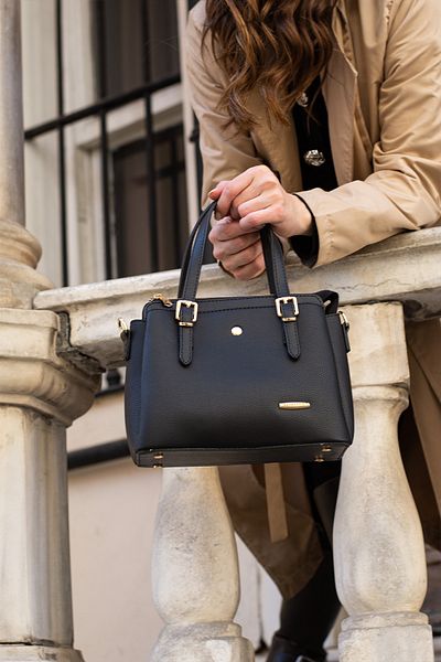 Sanmorris Geantă de mână și umăr elegantă, neagră, neagră, mată, cu 4 compartimente, cu curea lungă, cu accesorii aurii