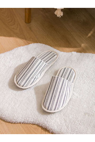 LC Waikiki Ανδρικές παντόφλες σπιτιού σε μπεζ χρώμα με κλειστό μπροστινό μέρος και ρίγες