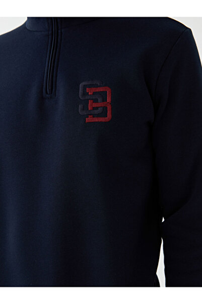 LC Waikiki Dik Yaka Uzun Kollu Baskılı Erkek Sweatshirt