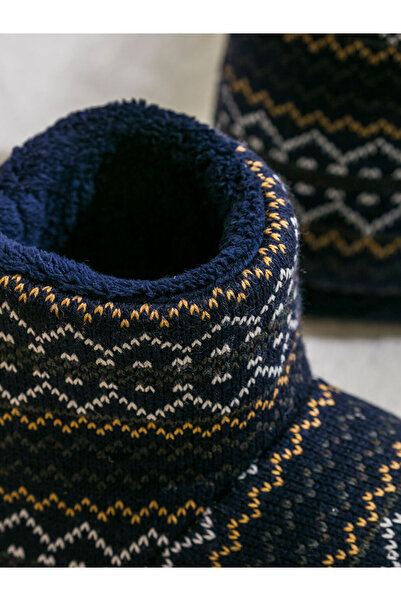 LC Waikiki Ανδρικές μπότες για το σπίτι με μικτά κεντήματα