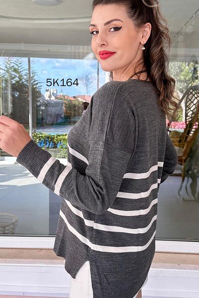 İnce Topuk V-Neck Striped Knitwear Blouse 	 5K164