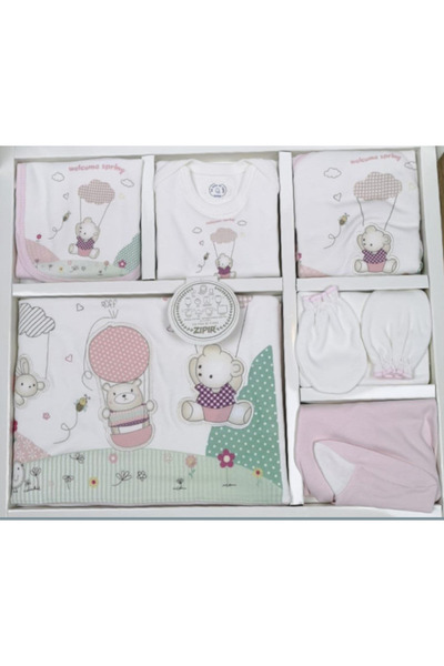 Zıpır Uçan Balonda Pandalar Hastana Çıkışı