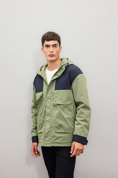 DeFacto Regular Fit Hooded Zip Pocket Coat C7435Ax24Au
