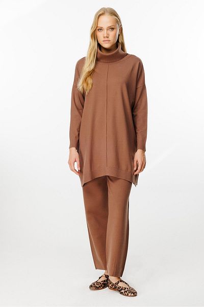 Ghisa Turtleneck Brown Knitwear Set