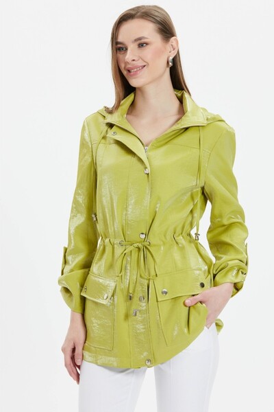 Selen Giyim Beli Büzgülü Kendinden Parlak Dıştan Cep Trençkot