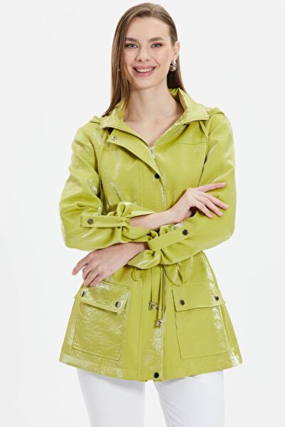 Selen Giyim Beli Büzgülü Kendinden Parlak Dıştan Cep Trençkot