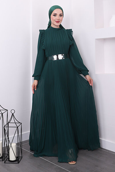 İmajButik Rochie de seara din sifon cu guler smarald cu volane, cu centura pl...