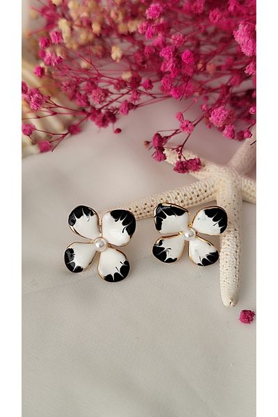 İPAR AKSESUAR Minelli Pearl Flower Metal White Earring