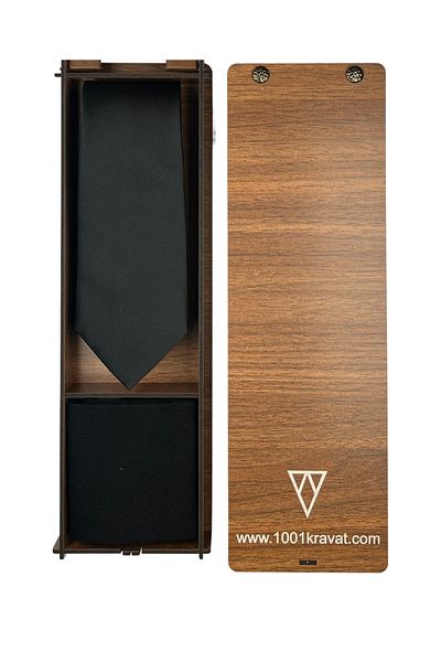 1001 Kravat Men's Gift Set with Wooden Box Black Silk Tie and Bamboo Socks