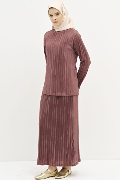 Tuğba Piliseli Bluz Etek Takım - Kahve