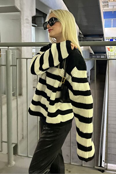 Madmext Pulover de damă cu dungi albe Mg1298