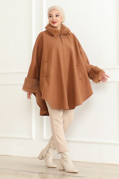 KADEEM Furry Mink Poncho