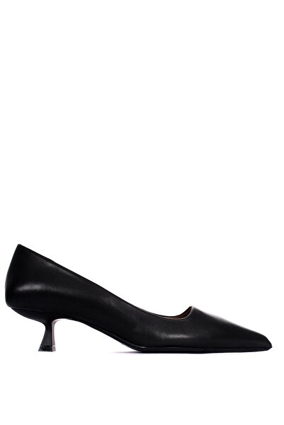 PİER LUCCİ حذاء ميرنا النسائي - أسود