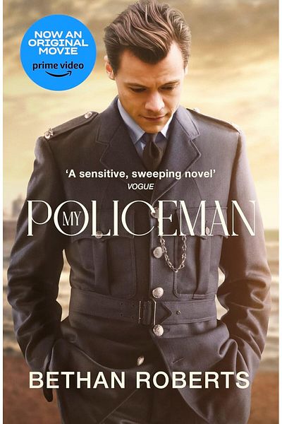 Penguin Books My Policeman - Bethan Roberts