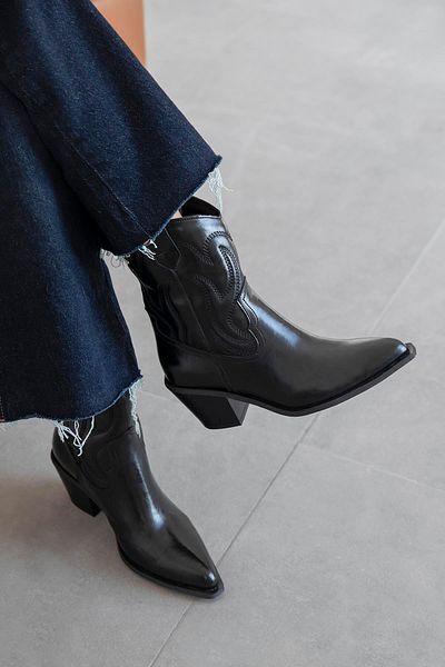 STRASWANS Hadley Black Leather Women's Heeled Boots