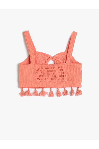 Koton Crop Top mit Quasten, Fensterdetail, Trägern mit herzförmigem Ausschnitt