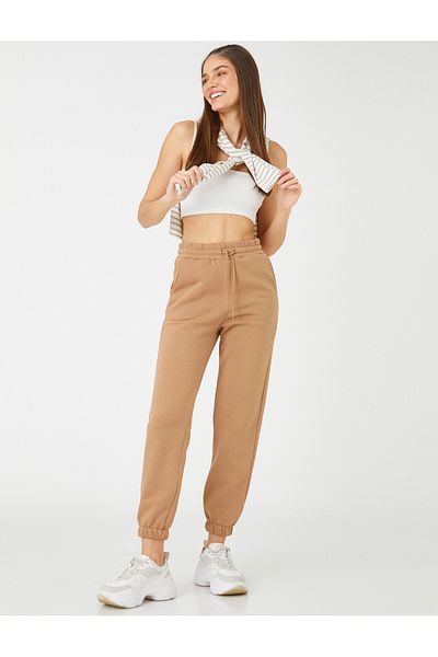 Koton Pantaloni de sport de damă bej 3SAL40004IK