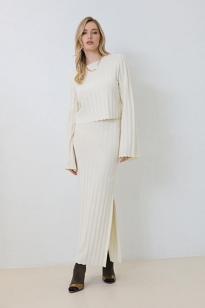 Setre Cream Crew Neck Long Sleeve Relaxed Fit Blouse and Full Fit Skirt Knitwear Set