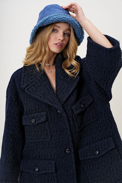 Trend Alaçatı Stili Blaue Damen-Bucket-Mütze aus Wildleder mit Perlenstickerei und Plüsch-Außenstickerei ALC-X13256