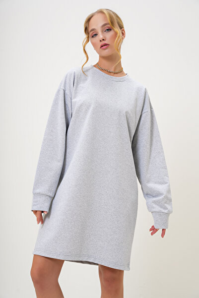 Trend Alaçatı Stili Дамска суичър рокля с кръгло деколте Grimelange Alc-X13137