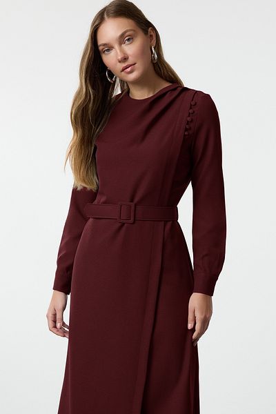 Trendyol Modest Φόρεμα από υφαντό κρεπ με διπλό γιακά μπορντό TCTAW25EB00122