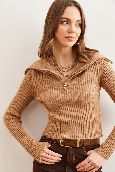 Olalook Pulover de damă Camel cu guler în picioare, cu fermoar, tricotaj, KZK- 19000880