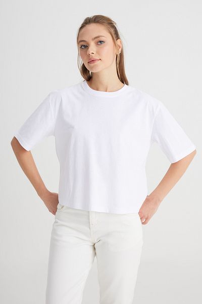 WRANGLER Relaxed Fit Wide Cut Crew Neck 100% Cotton White T-Shirt