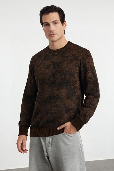 Trendyol Collection Трикотажен пуловер с кръгло деколте на точки - кафяв Tmnaw25kz00056