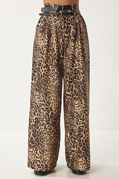 Happiness İstanbul Women's Beige Black Leopard Patterned Double Belted Culatte Woven Trousers Fn03412