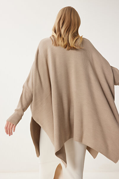 Happiness İstanbul سترة نسائية بيج ذات فتحة جانبية كبيرة الحجم YY00005