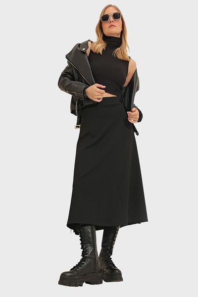 Trend Alaçatı Stili Schwarzer Damenrock mit hoher Taille und elastischer Taille in A-Form in Midi-Länge ALC-X11324