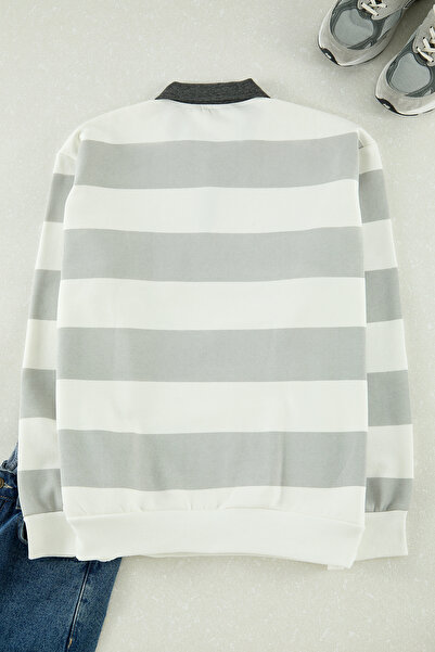 Trendyol Collection Φούτερ εκρού κανονικής/κανονικής κοπής, βαμβακερή ριγέ φούτερ με φλις εσωτερικά TMNAW25AO00003