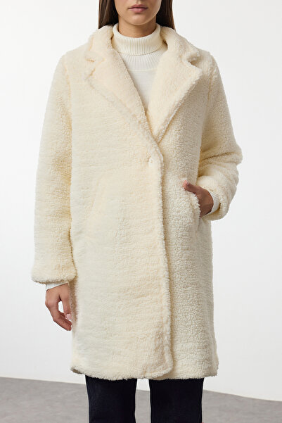 Trendyol Collection Ecru Regular Plush Midi Coat Twoaw25Kb00108