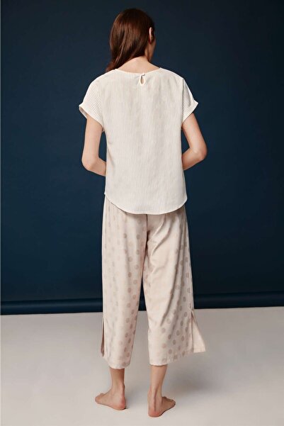 Bonnie Clyde Women's Beige Viscose Pajama Set