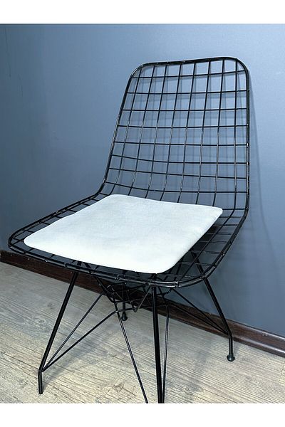 BK exclusive Chair - Bottom Seating Wire with Cushion Screw