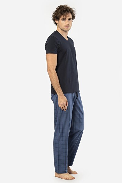 Cacharel V Yaka Kısa Kol T-shirt Ve Cepli Ekoseli Alt Pijama Takım