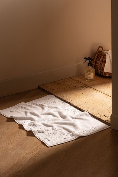 Madame Coco Prosop pentru picioare Orlena 100% bumbac - Alb - 50x70 cm