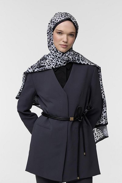 Qef Black Leopard Patterned Daily Print Shawl