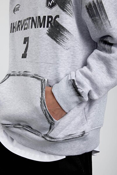 NOMARC Світшот з капюшоном і написом «Gri Harvest 7»