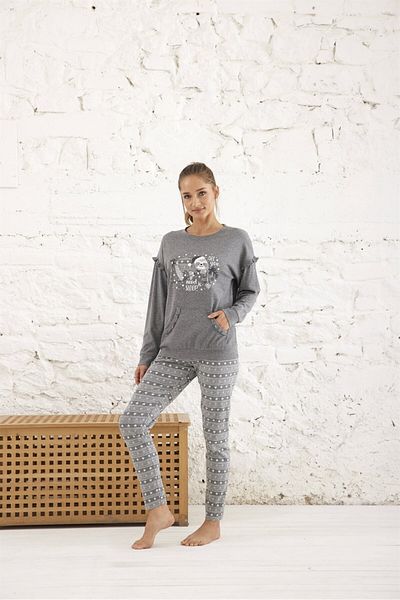 Relax Mode Women's Thermal Pajama Set - 10465
