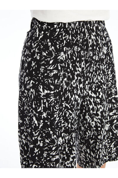 LC Waikiki Gemusterte Damen-Shorts – elastische Taille